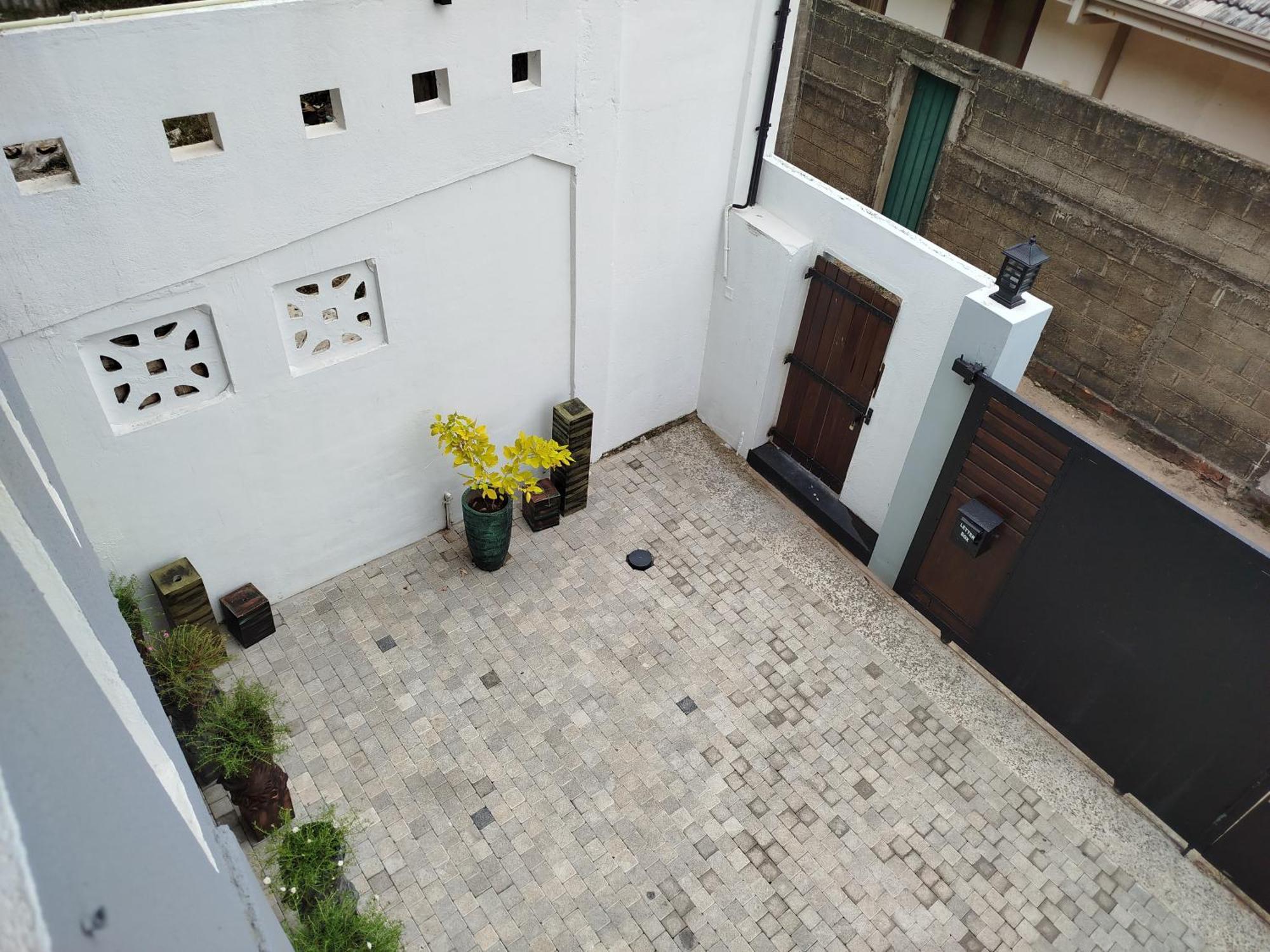 Elzangi Hotel Negombo Værelse billede